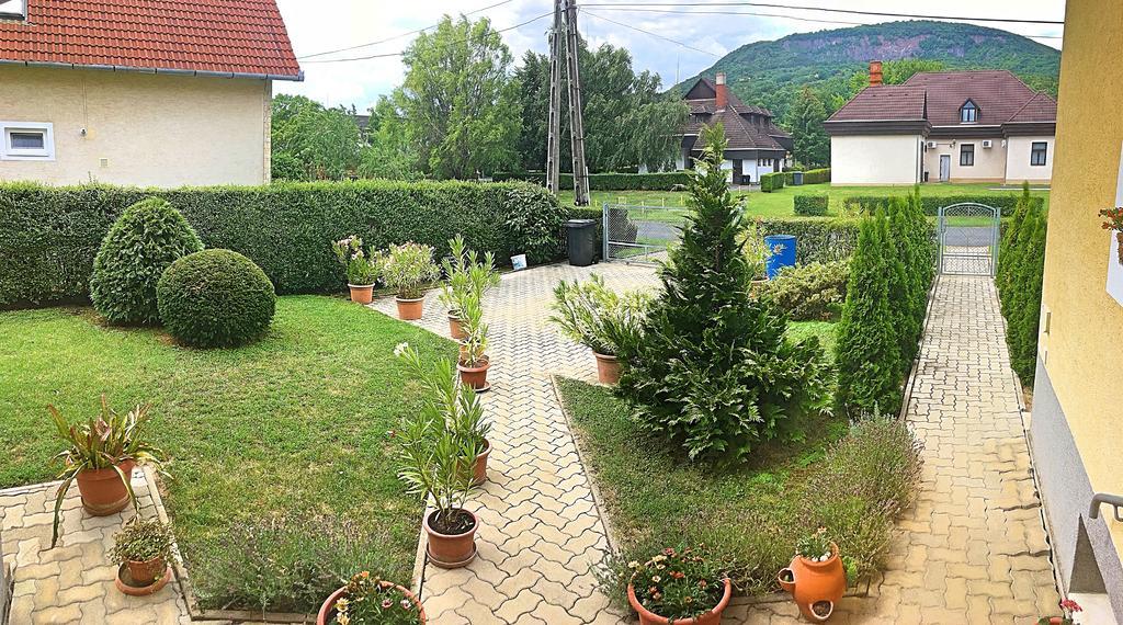 Petra Apartmanház Badacsonytomaj Kültér fotó